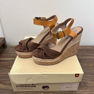 Cubanas‎ Brown and Tan Wedge Sandals heels size 38